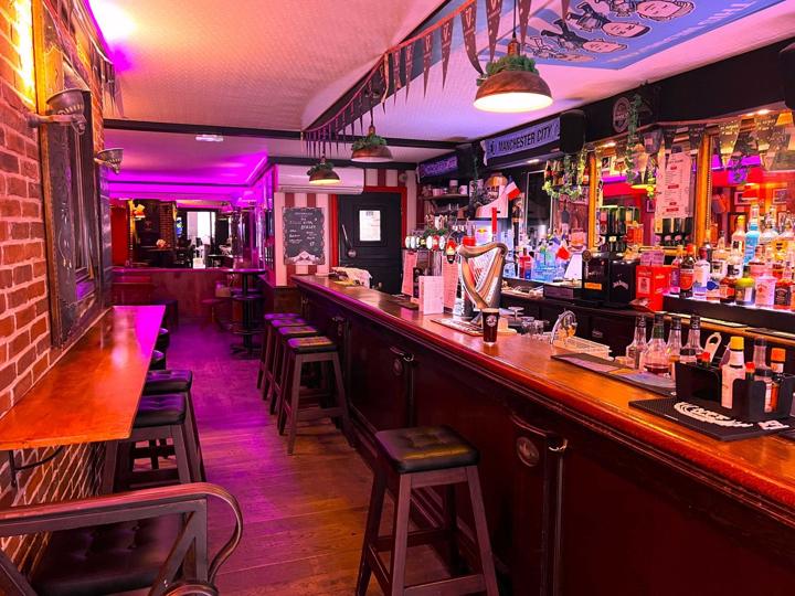 The main bar